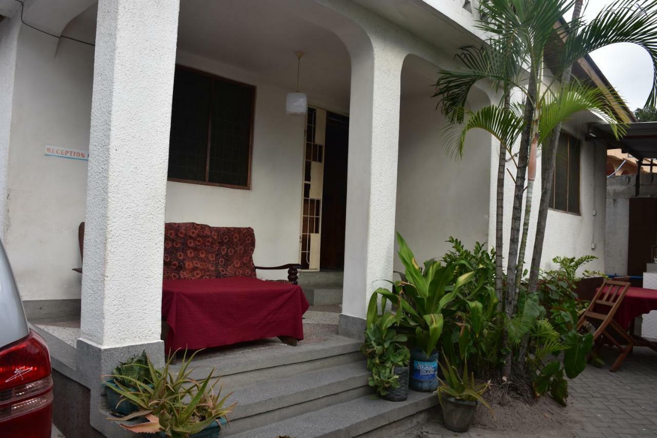 Bed and Breakfast Kituri Royal Annex Dar es Salaam Zewnętrze zdjęcie